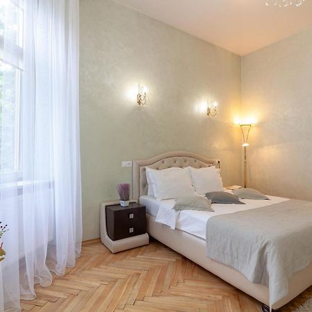 Alfa Apartments Levytskoho 리비프 외부 사진